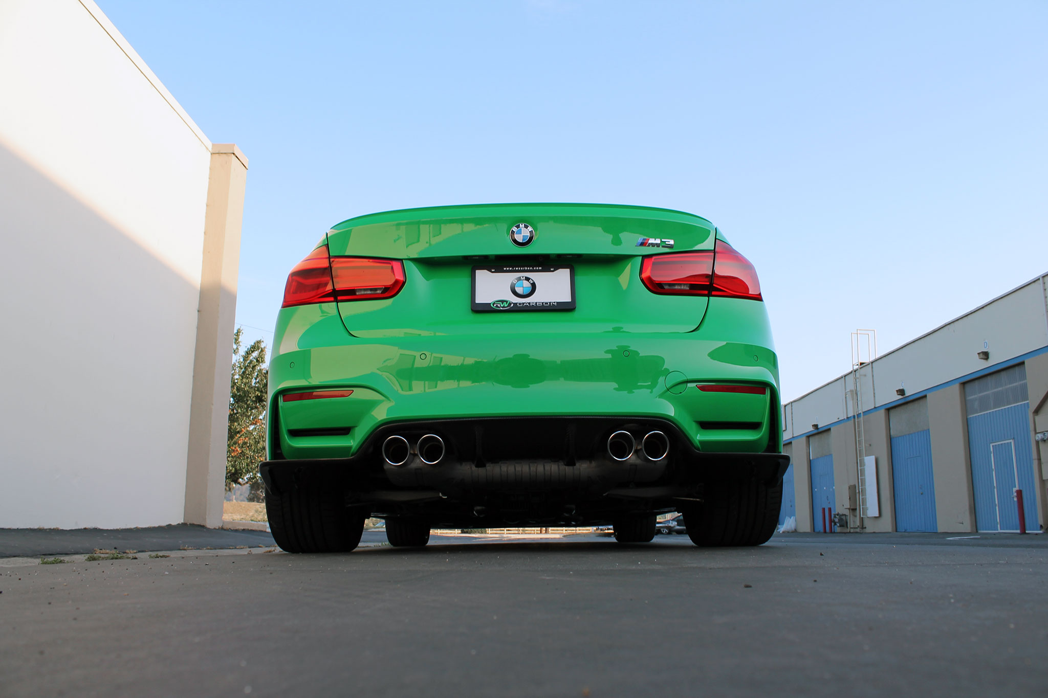 RW-Carbon-BMW-F80-M3-Signal-Green-Photoshoot-1