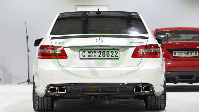 RW-Carbon-Fiber-Big-Fin-Diffuser-Mercedes-W212-2