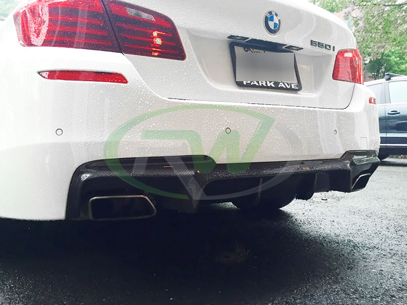 RW-Carbon-Fiber-DTM-Diffuser-BMW-f10-550i-white-2