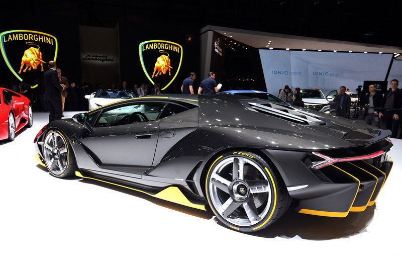 New Carbon Fiber Lamborghini Centenario - RW Carbon's Blog