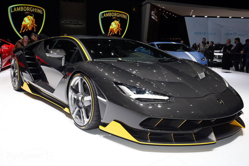 2016-Lamborghini-Centenario-RW-Carbon-Fiber-6