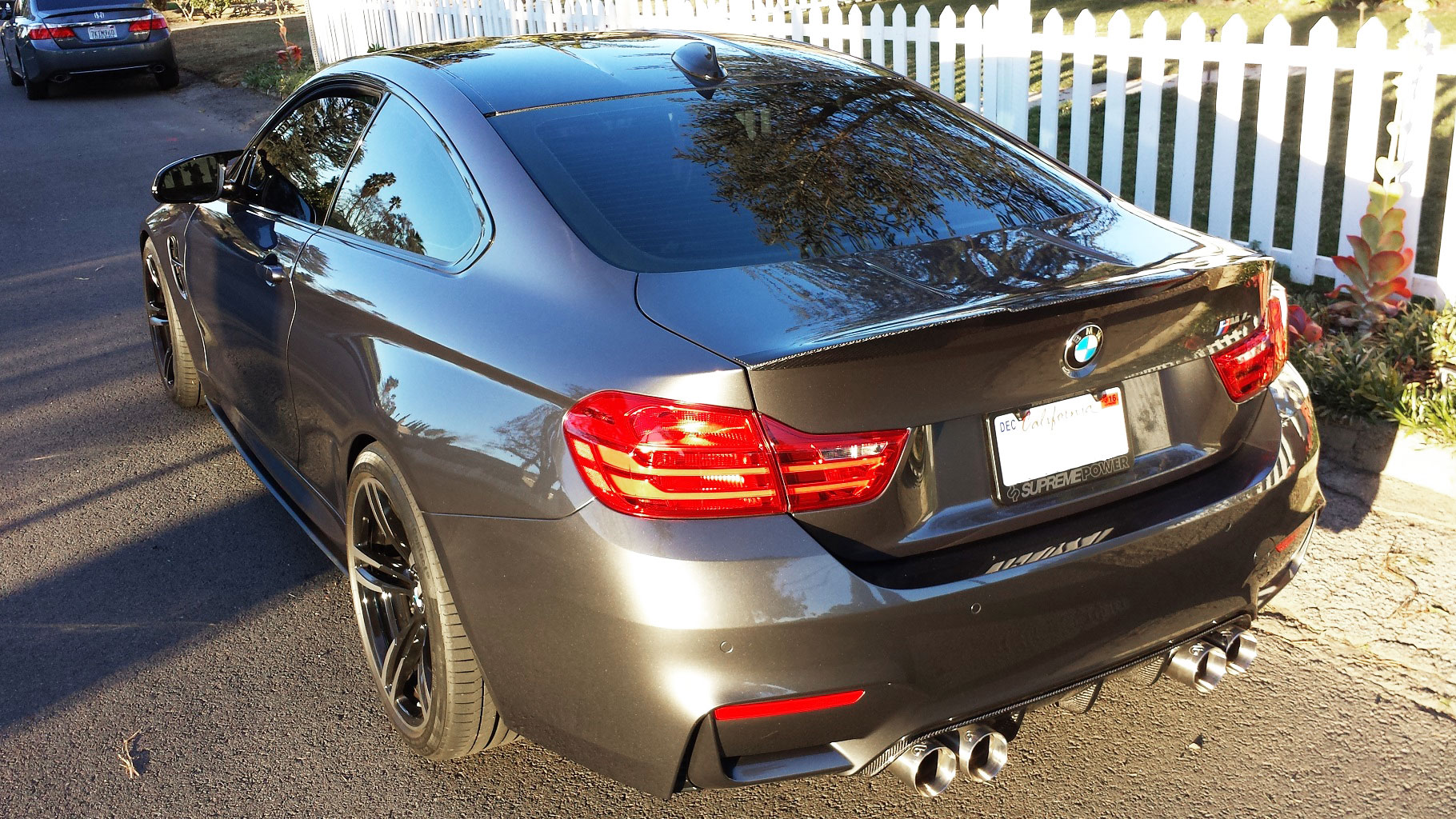 RW-Carbon-Fiber-Perf-Style-Spoiler-and-Diffuser-Grey-M4-2