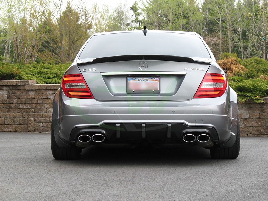 Mercedes c63 AMG Coupe зад