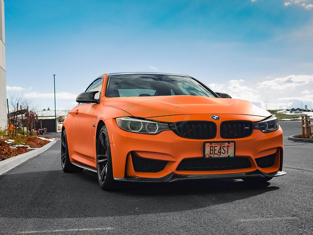 BMW m4 оранжевая