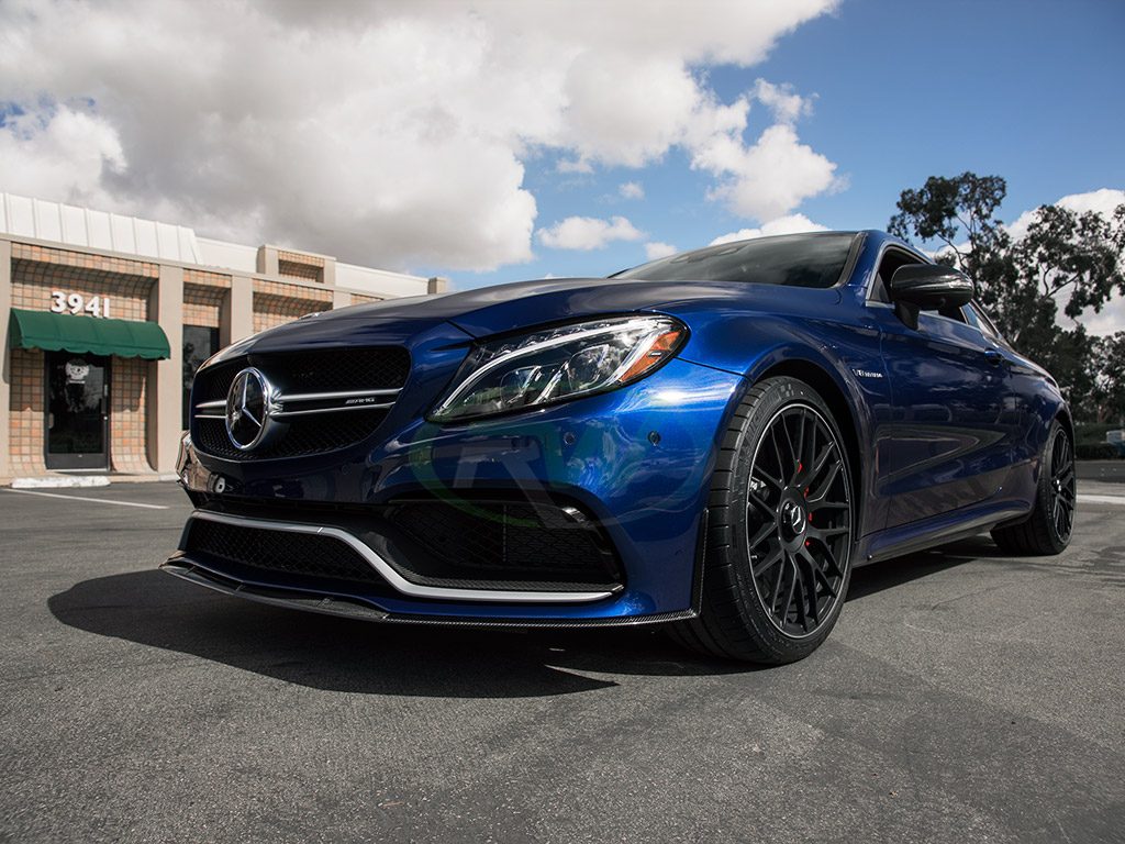 Mercedes AMG c63 s синий