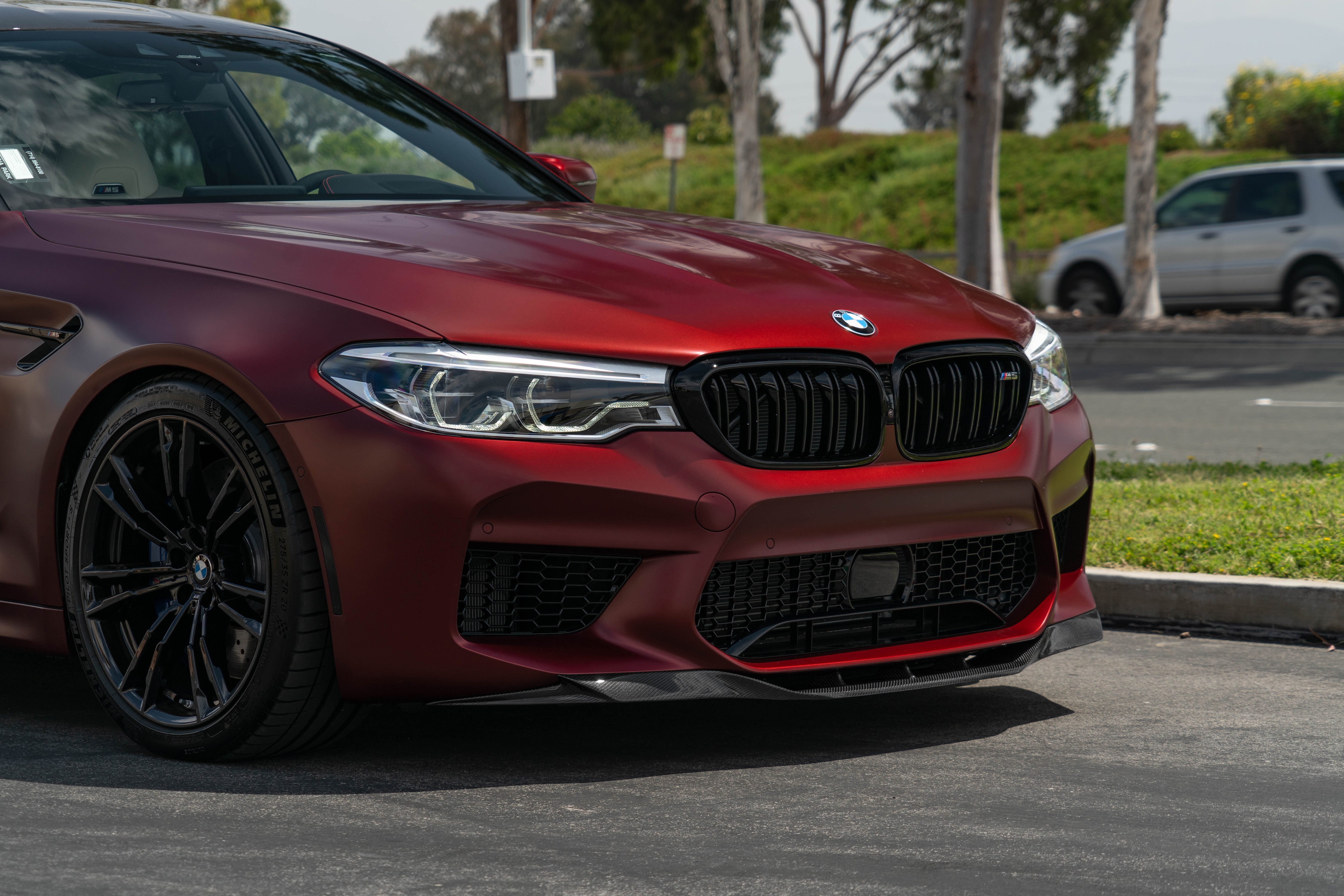 BMW m5 f90 Red