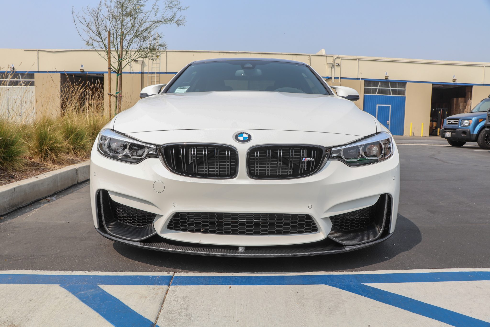 F82 Gets Full RW Carbon and RW Signatures Kit - RW Carbon's Blog